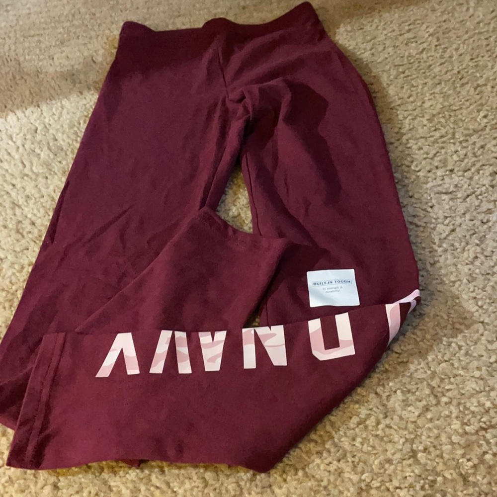 $5 FOR $20NWT cranberry pull on pants with gold Old Navy logo on leg